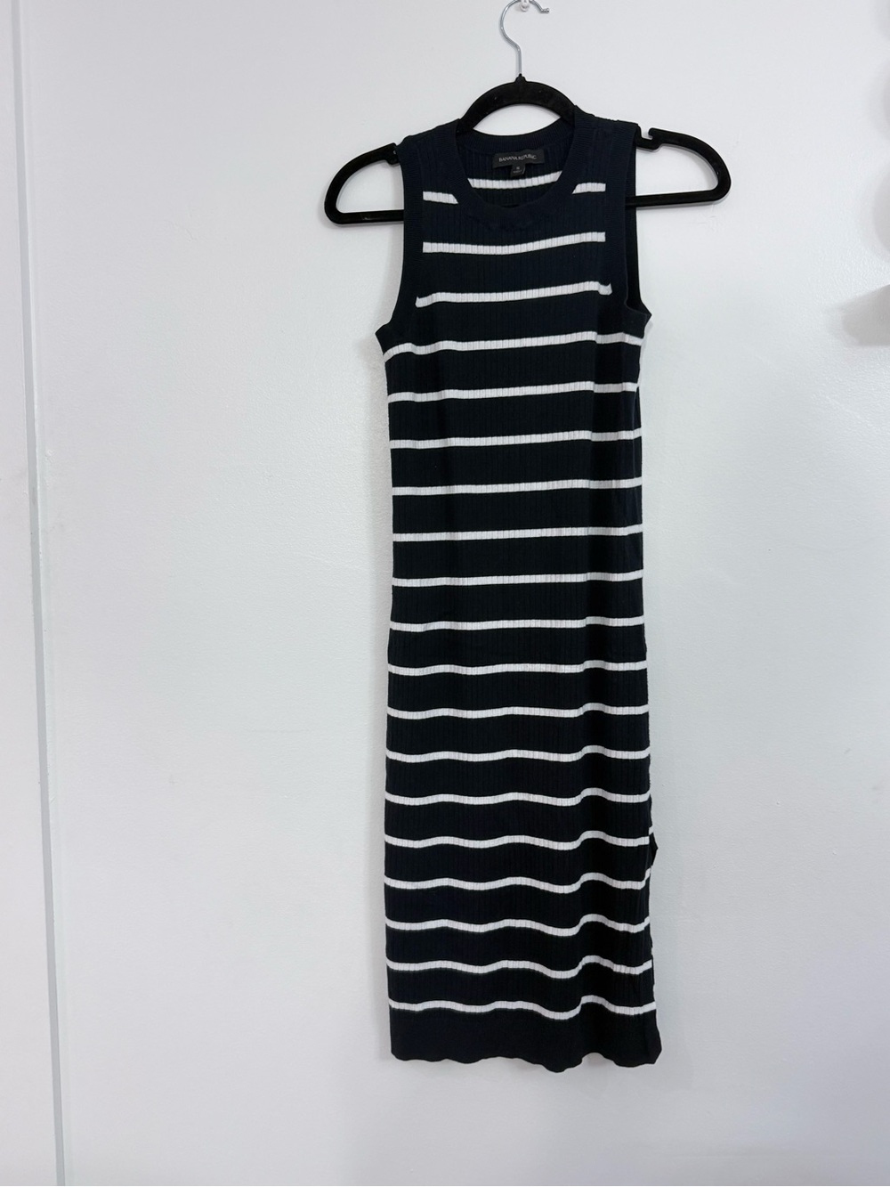 Banana Republic Sleeveless Black & White Striped Knit Midi Dress